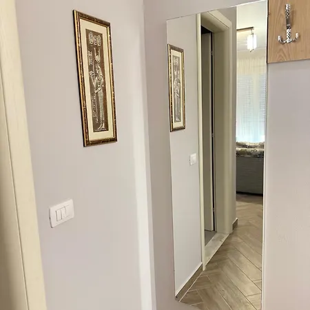 Brajan Apartment *